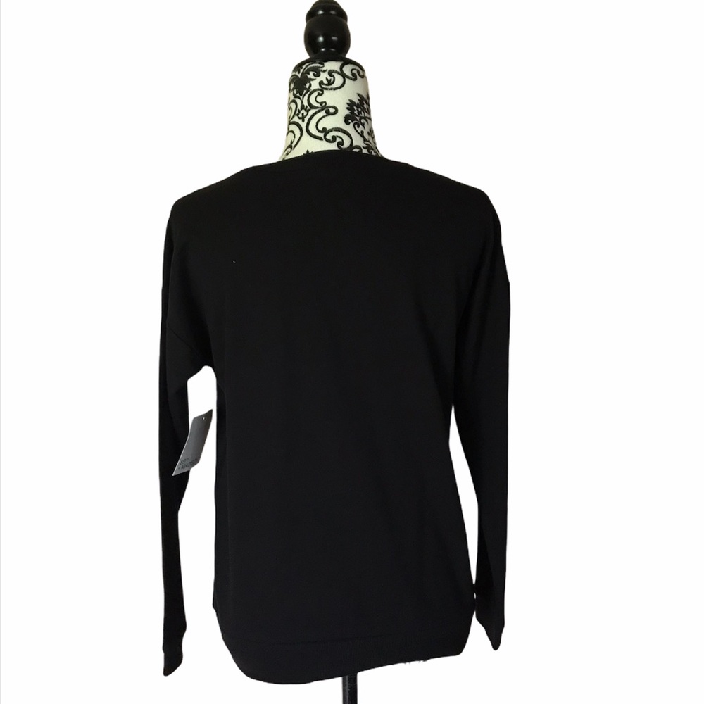 89th & MADISON LONG SLEEVED TOP - Picture 2 of 6